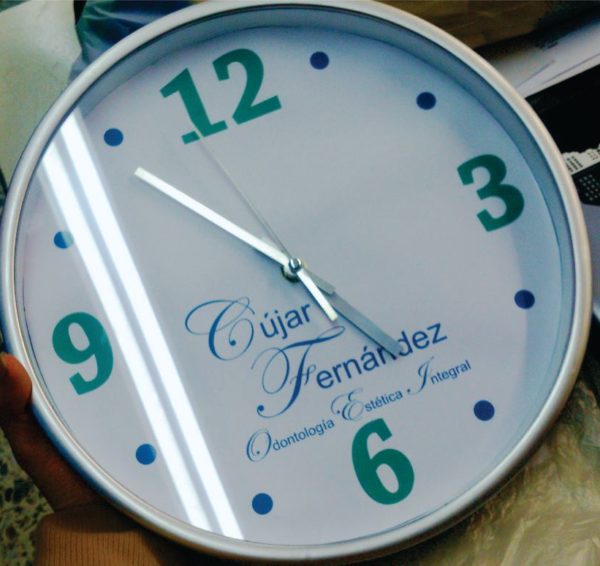 RELOJ PERSONALIZADO